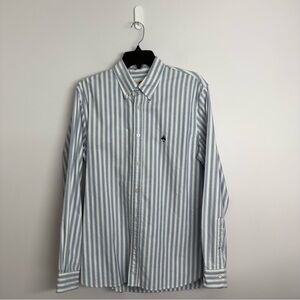 Brooks Brothers Button Down Shirt Blue White Striped Size Medium NWOT OCBD